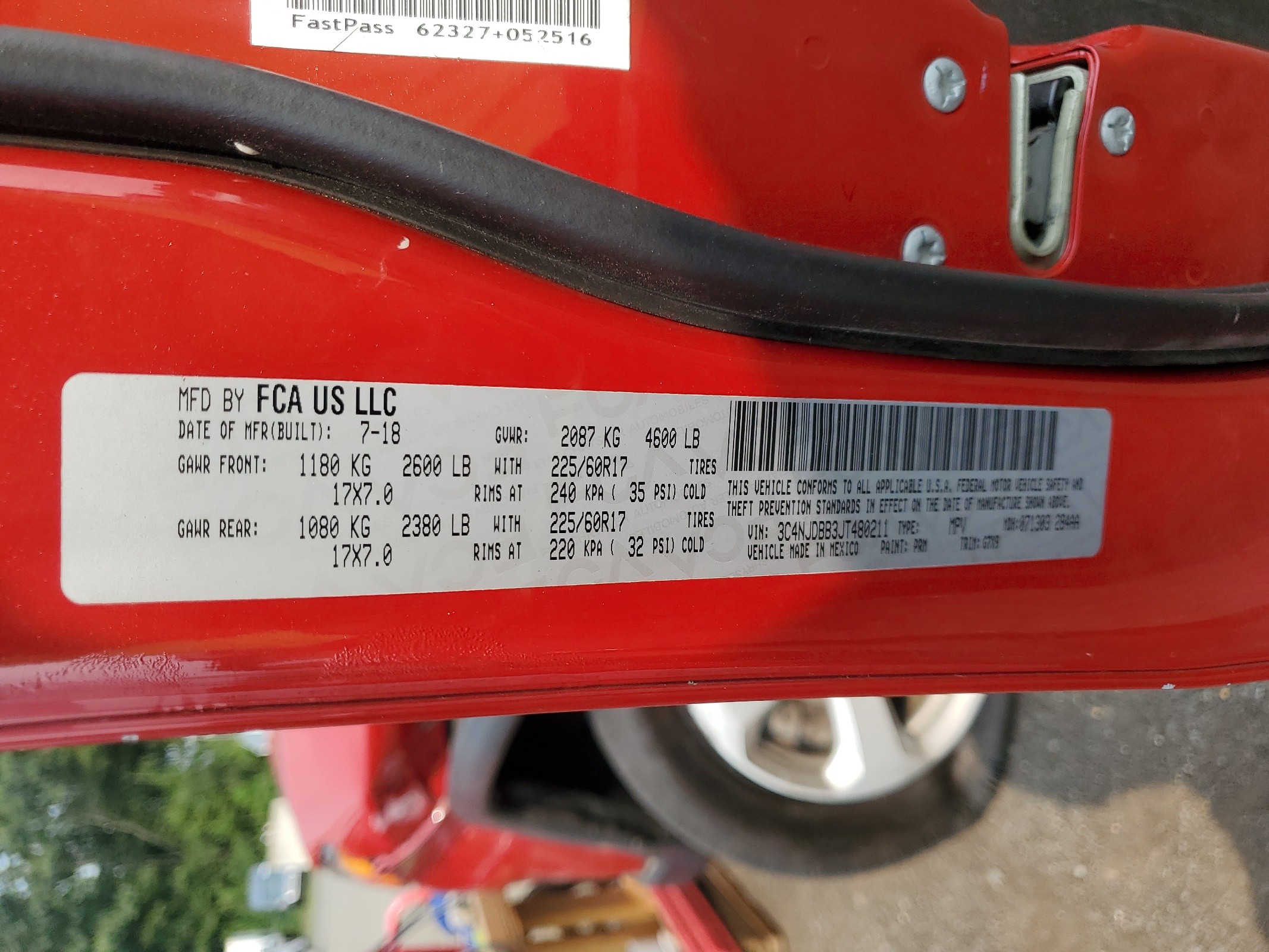 3C4NJDBB3JT480211 2018 Jeep Compass Latitude