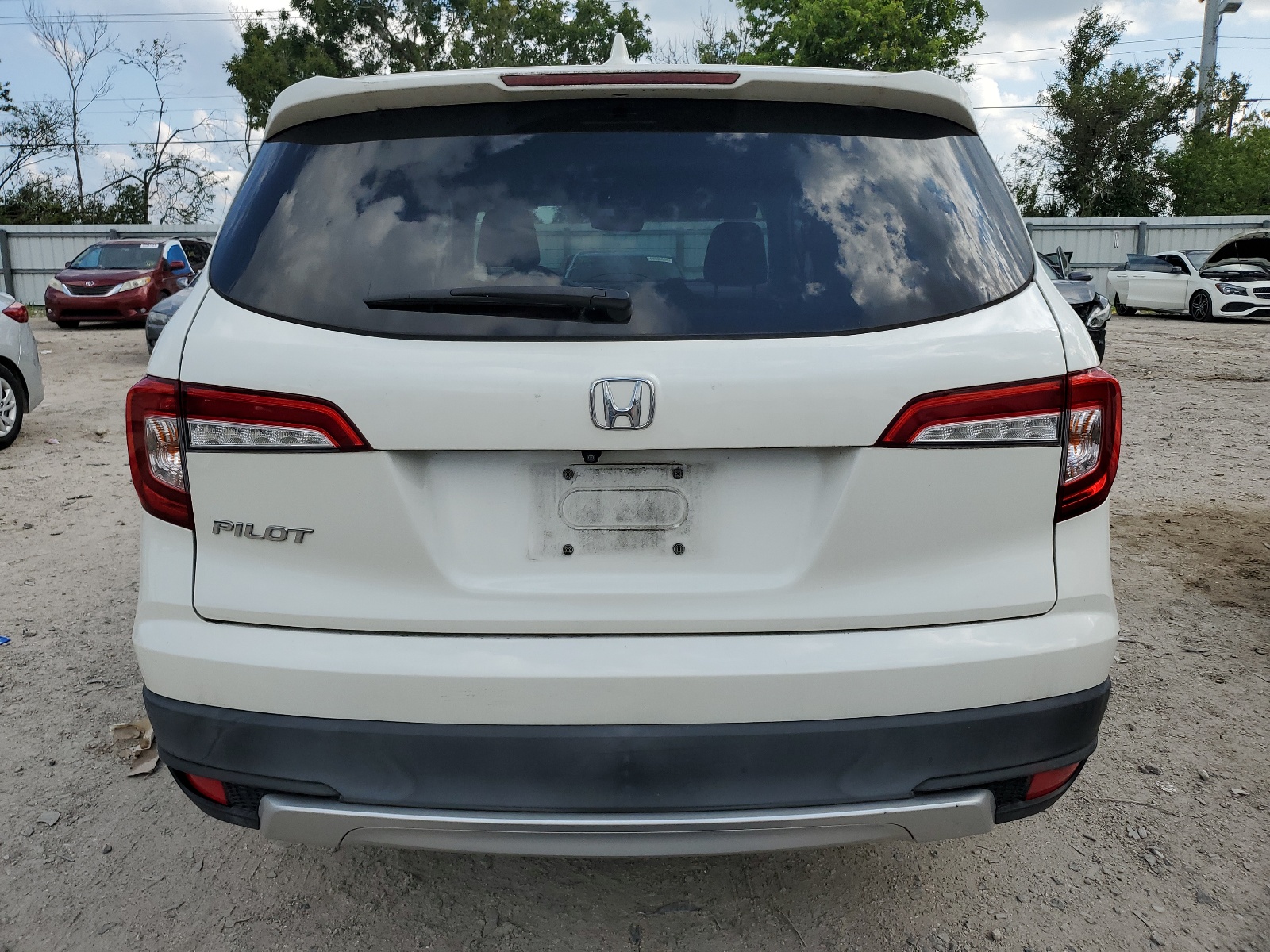 5FNYF5H59KB022341 2019 Honda Pilot Exl