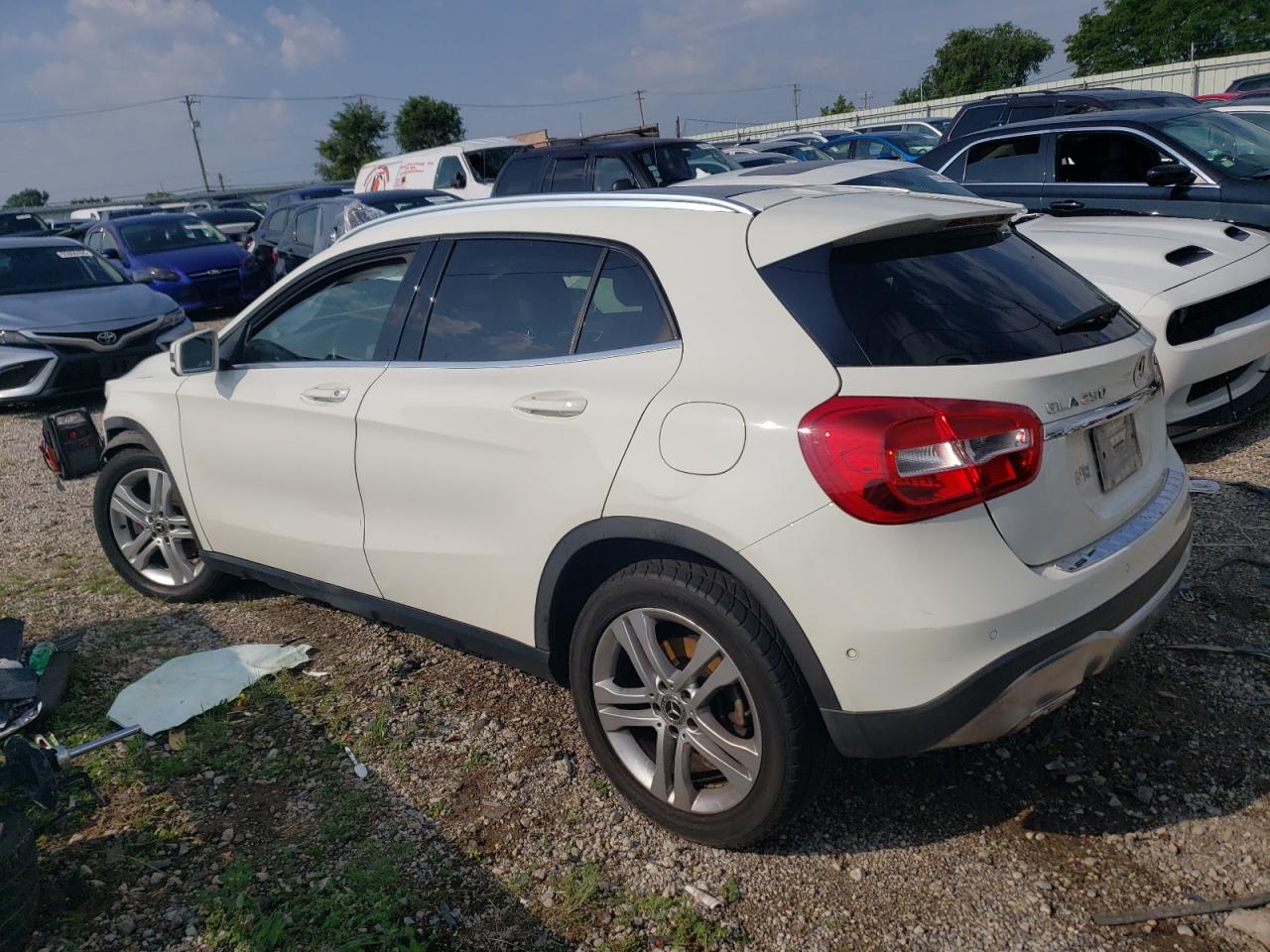 WDCTG4GB7JJ466327 2018 MERCEDES-BENZ GLA CLASS - Image 2