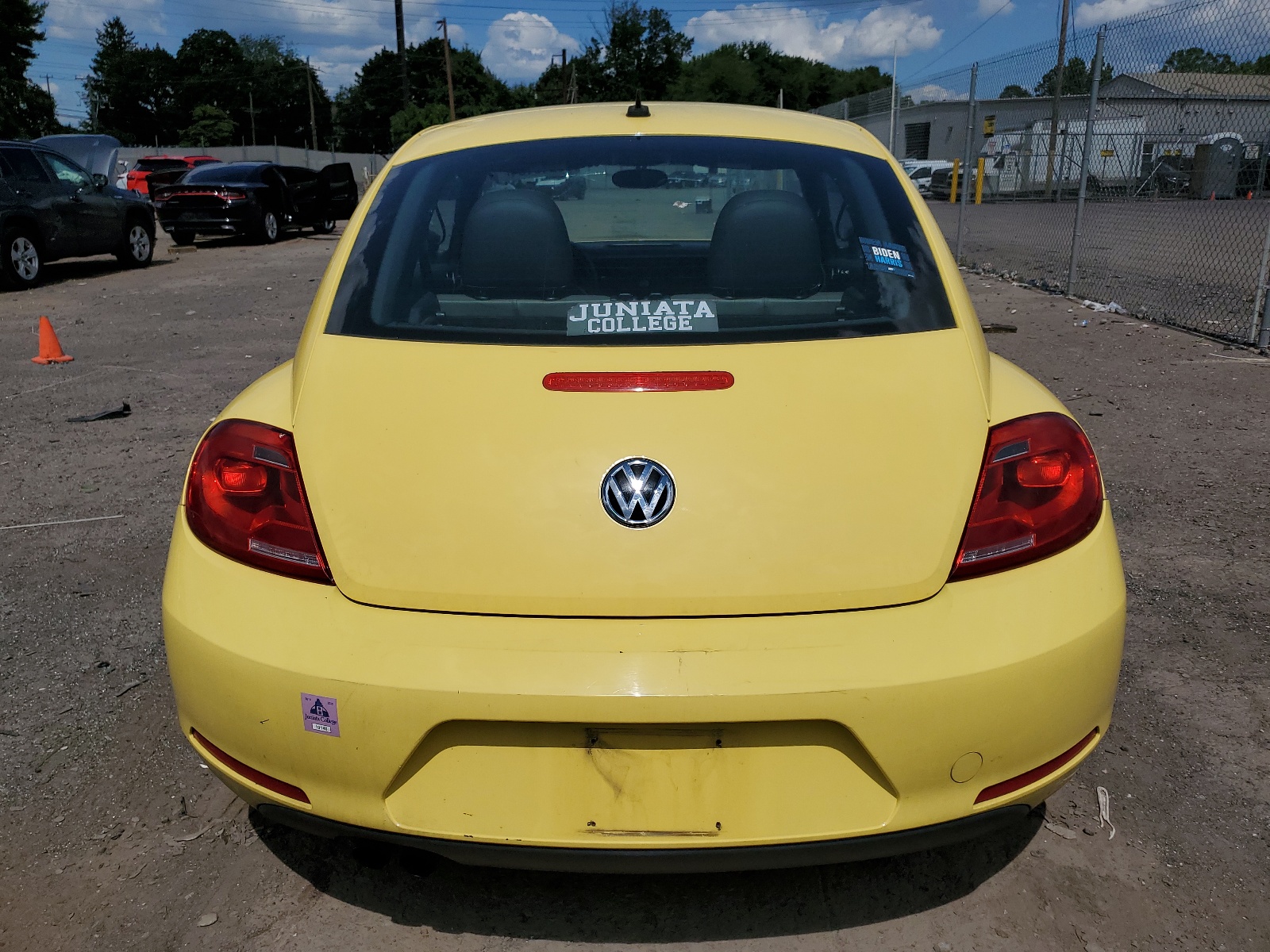 3VWF17AT9FM650764 2015 Volkswagen Beetle 1.8T