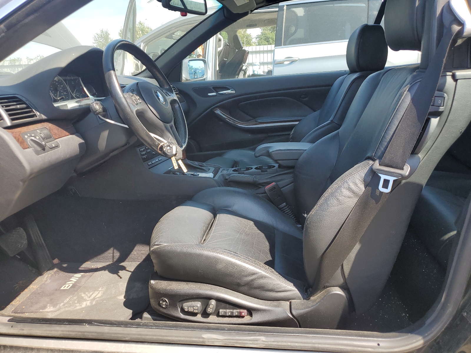 WBABS53492JU91113 2002 BMW 330 Ci