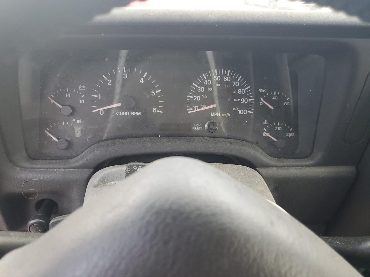 2000 Jeep Cherokee Sport VIN: 1J4FF48S7YL181866 Lot: 69143154