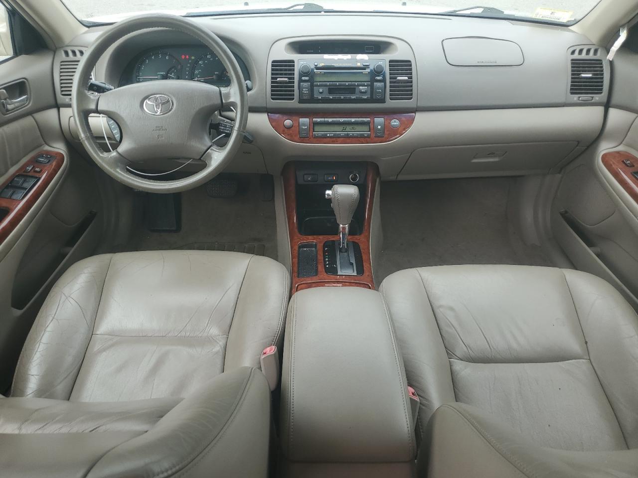 2004 Toyota Camry Le VIN: 4T1BF30K94U070780 Lot: 66548744