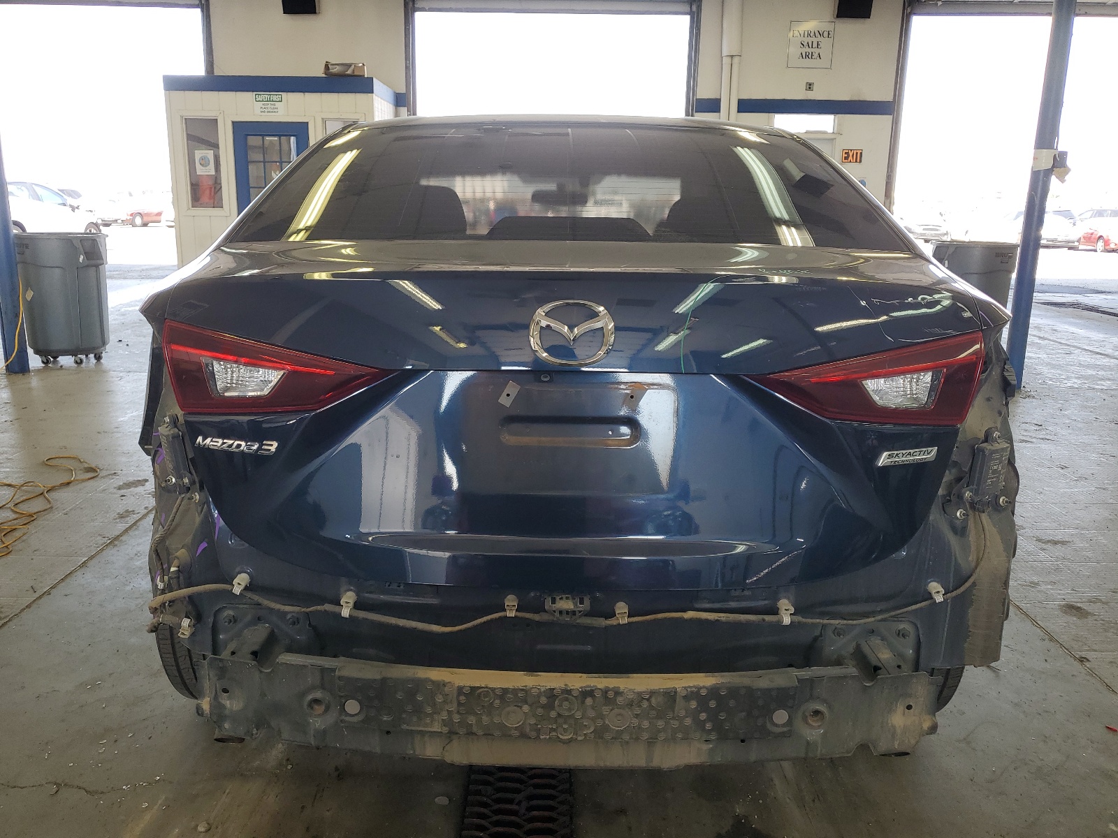 3MZBN1U76HM102142 2017 Mazda 3 Sport