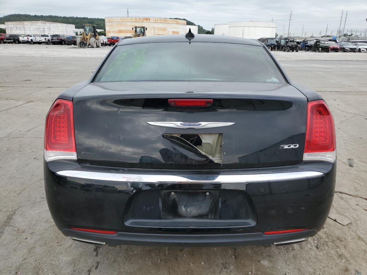 2019 Chrysler 300 Limited VIN: 2C3CCAEG5KH634200 Lot: 68745854