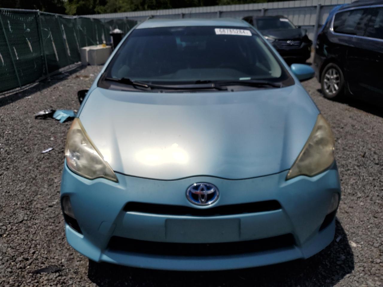 2014 Toyota Prius - Image 5