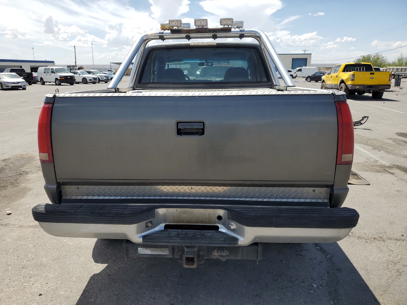 1GCEC19M9XR122242 1999 Chevrolet Gmt-400 C1500