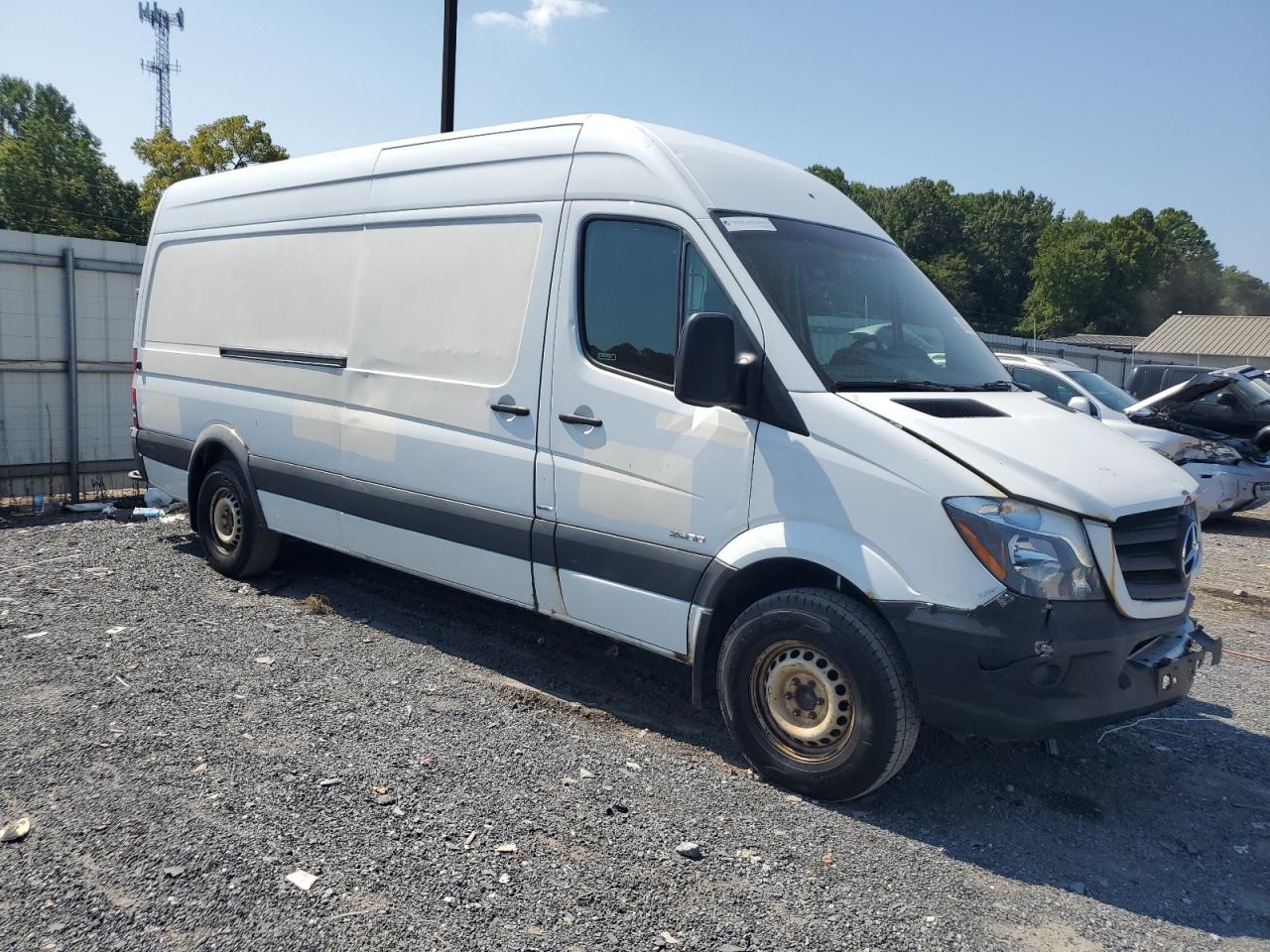 VIN WD3PE8DD0GP247266 2016 MERCEDES-BENZ SPRINTER no.4