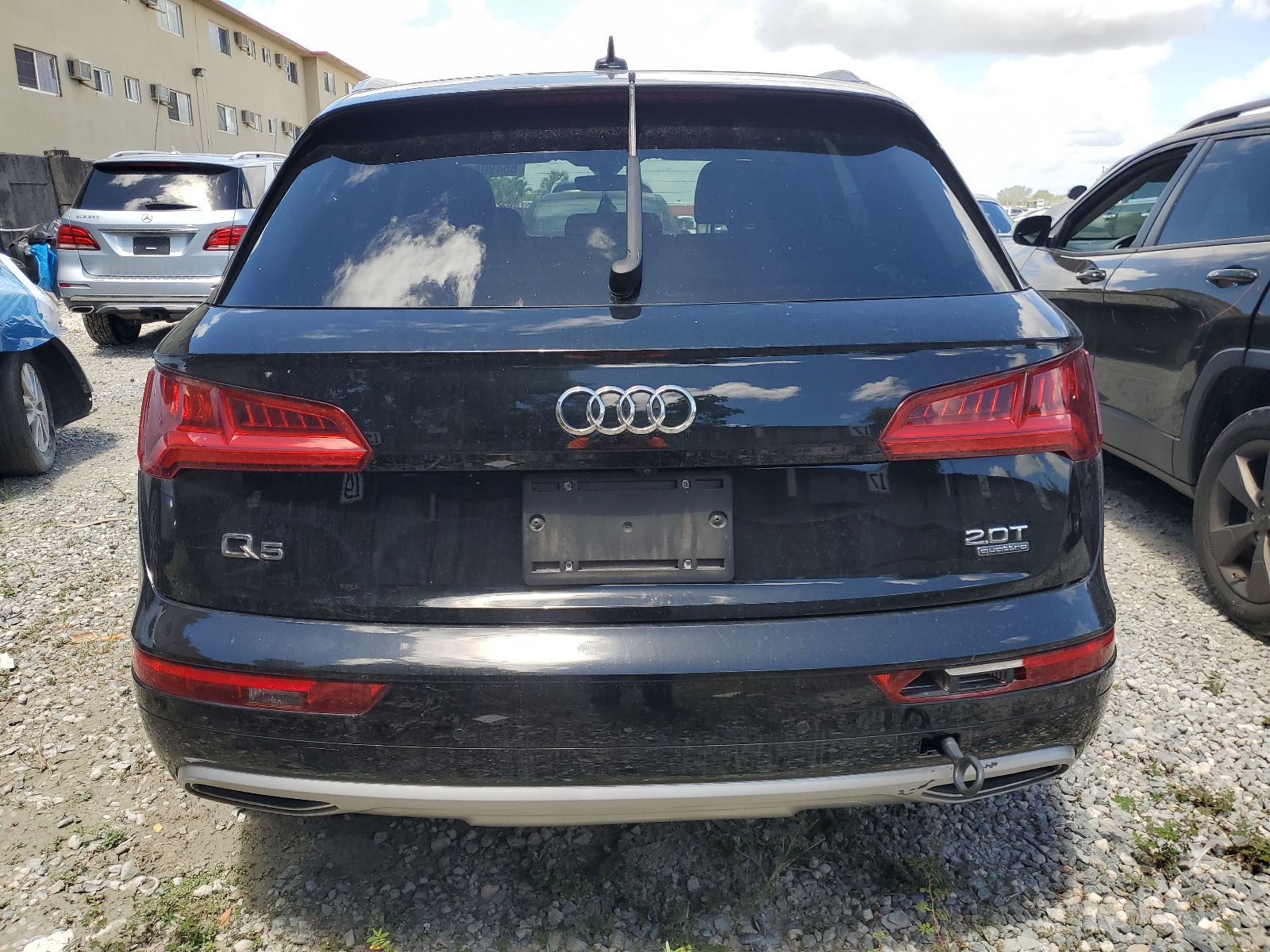 WA1BNAFY0J2143575 2018 Audi Q5 Premium Plus