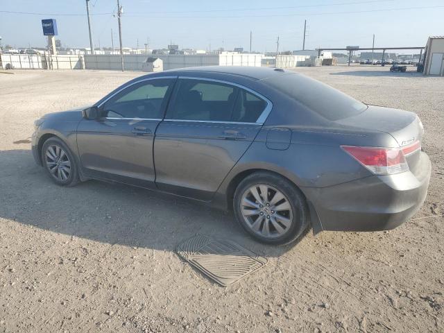 Sedans HONDA ACCORD 2012 Srebrny