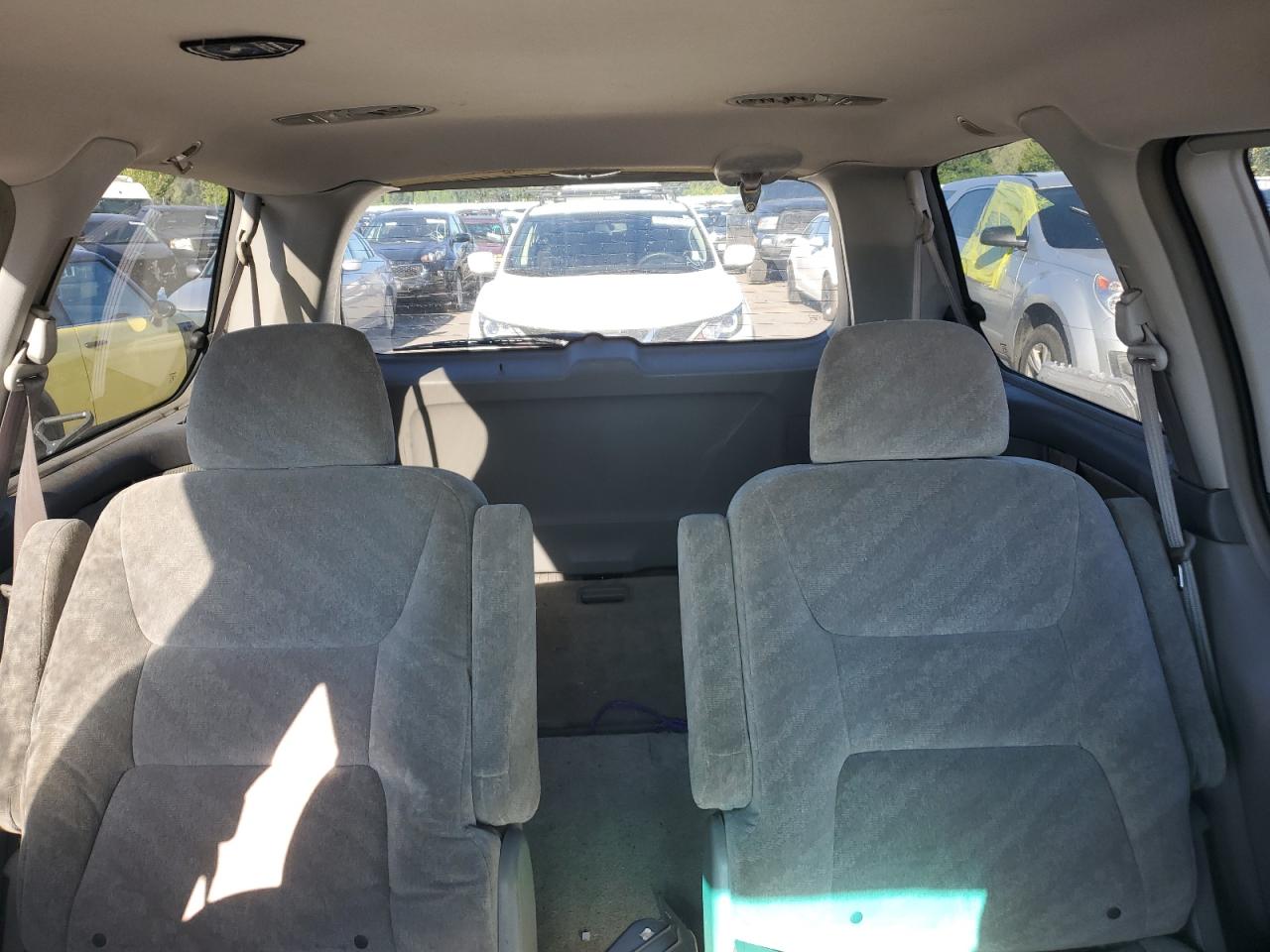 5FNRL188X4B111922 2004 Honda Odyssey Ex