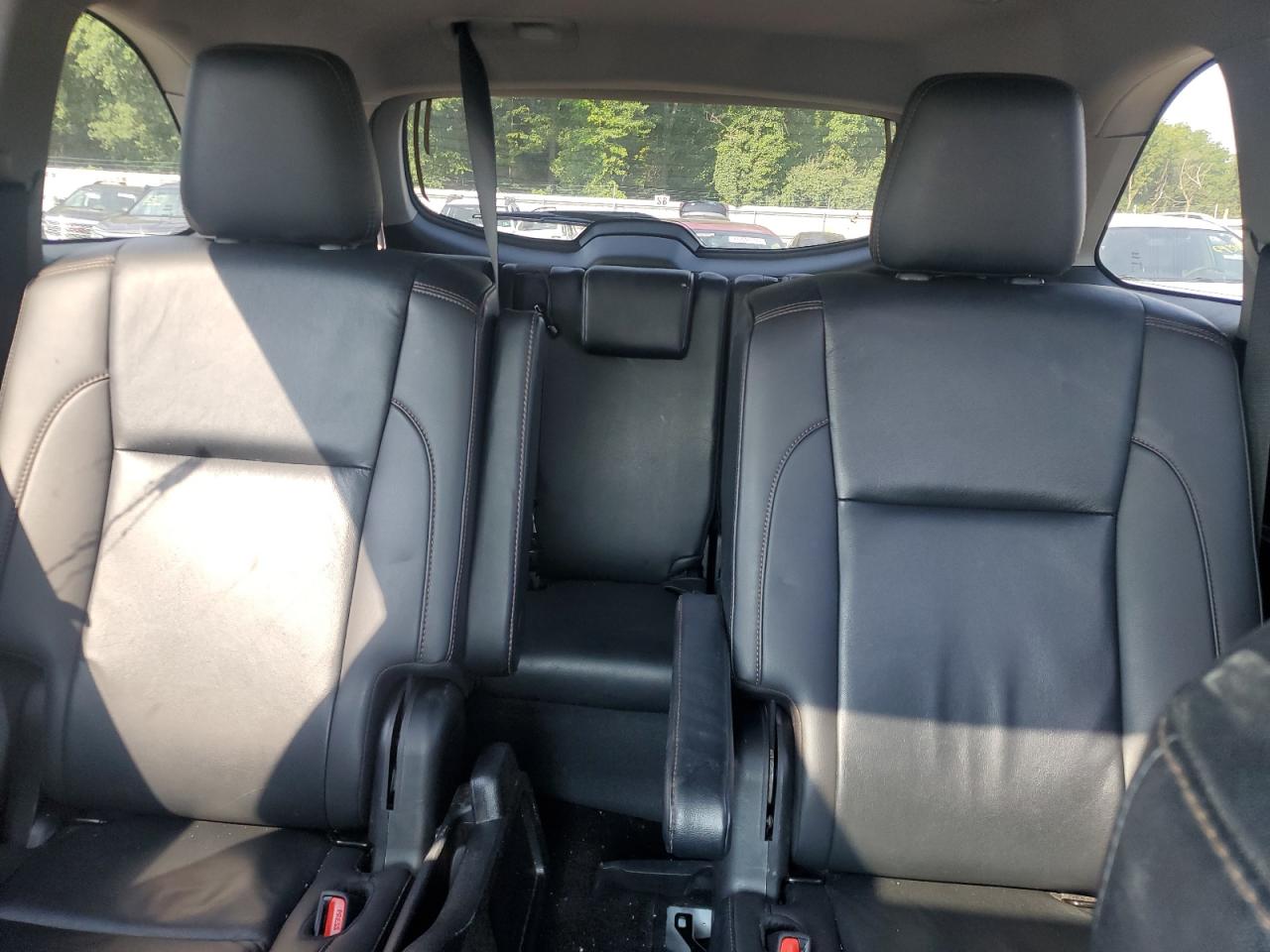 2019 Toyota Highlander Se VIN: 5TDJZRFH3KS746101 Lot: 64141604