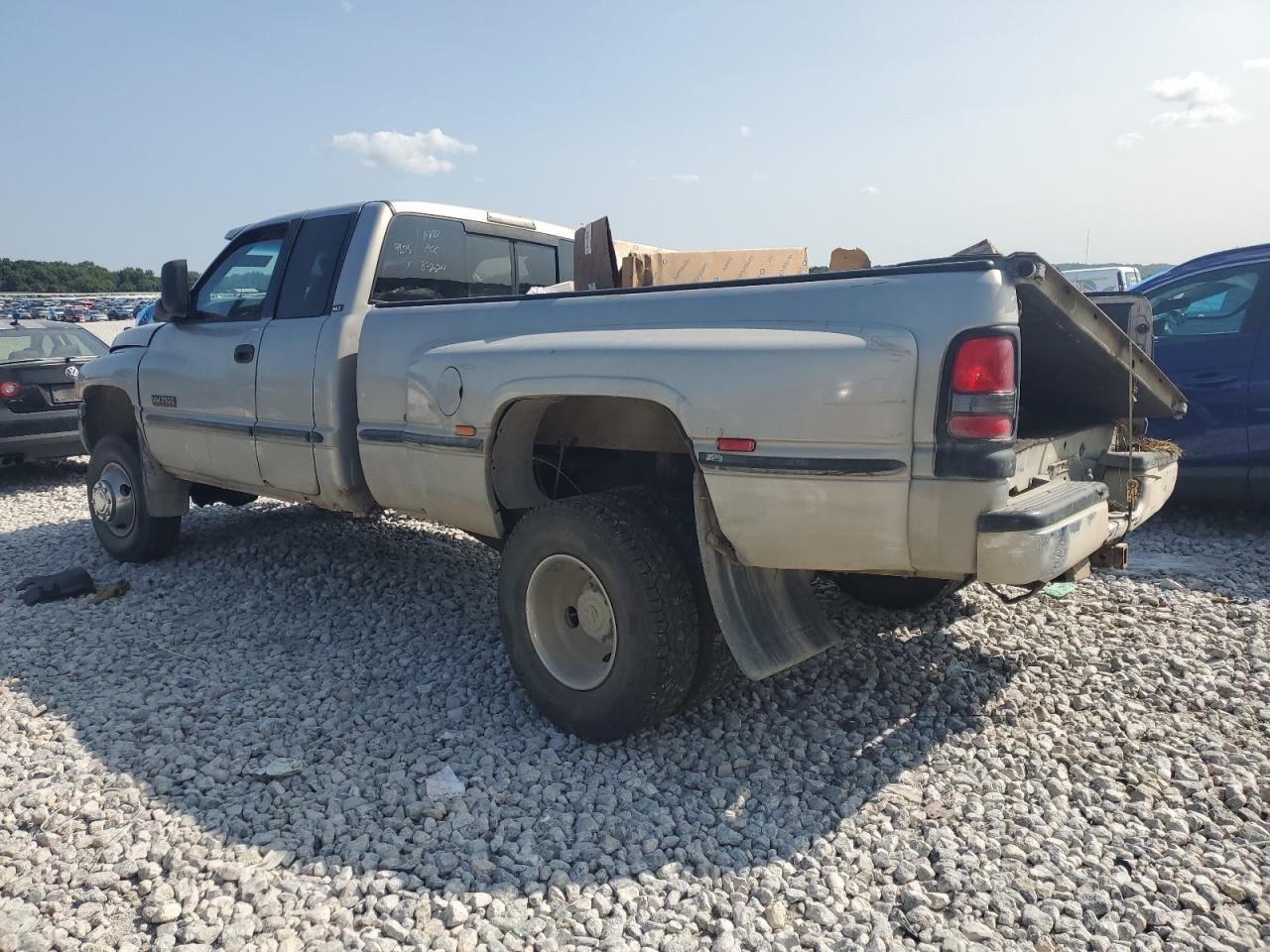 1999 Dodge RAM - Image 2