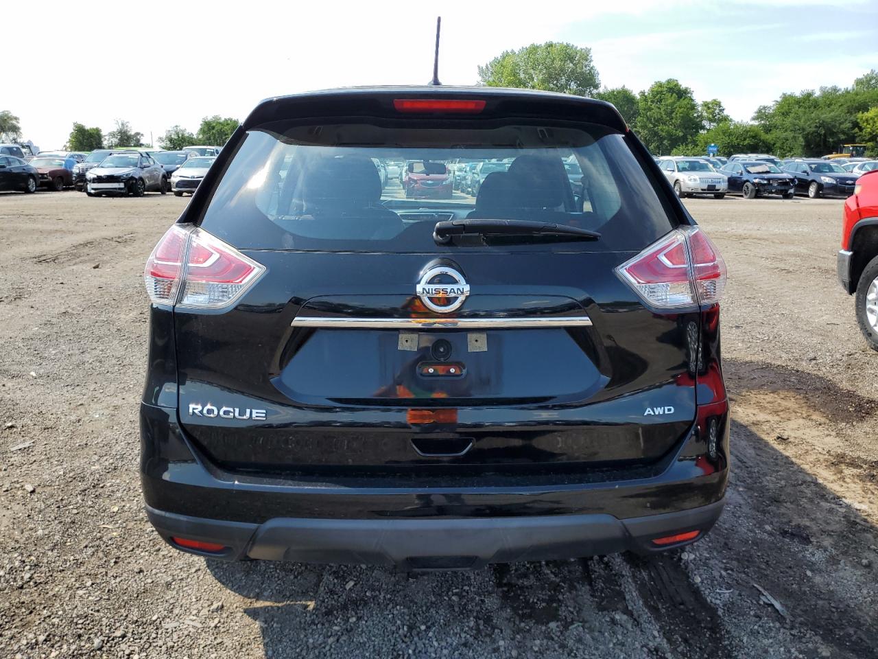 2015 Nissan Rogue S VIN: KNMAT2MV0FP579651 Lot: 64937504