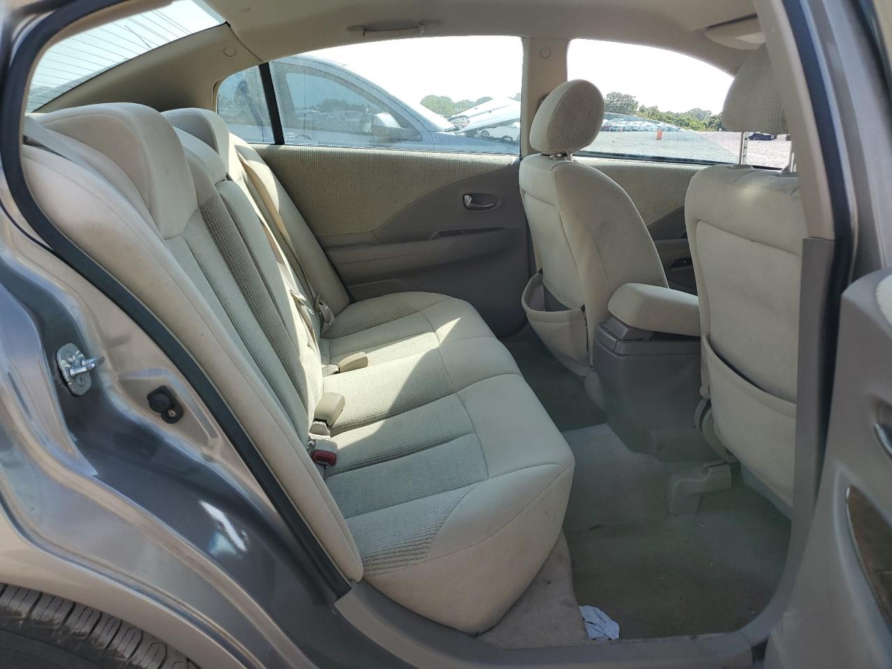 2004 Nissan Altima Base VIN: 1N4AL11DX4C190869 Lot: 67017904