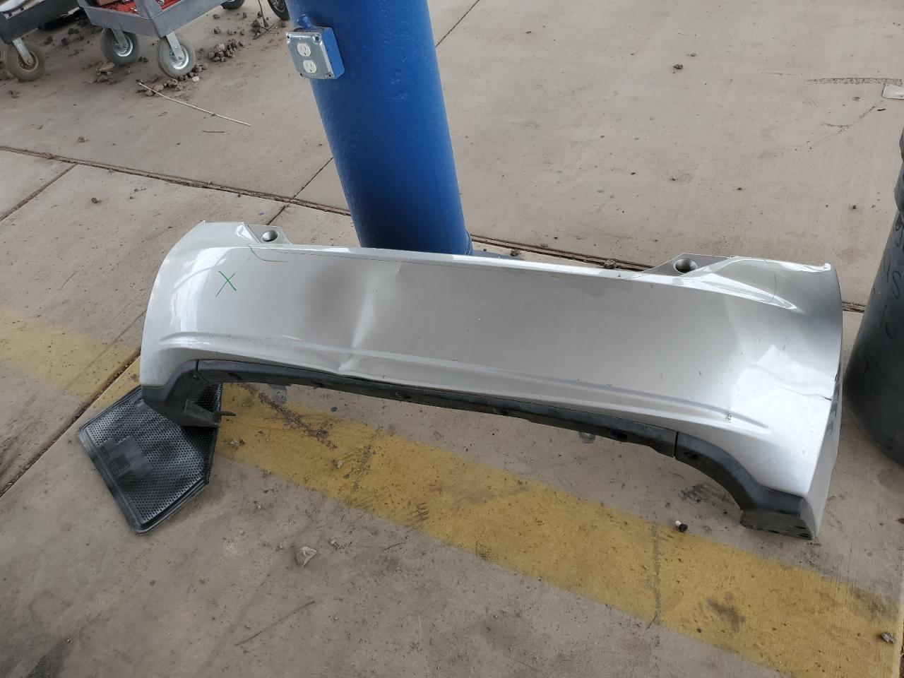 2013 Toyota Prius - Image 12