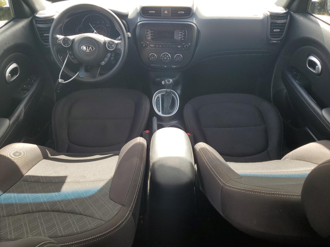 KNDJN2A21G7840582 2016 Kia Soul