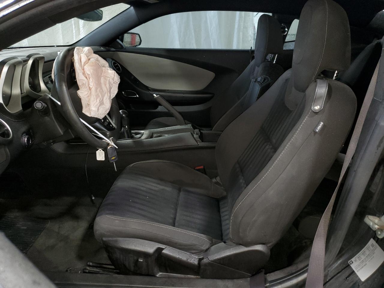 2013 Chevrolet Camaro Ls VIN: 2G1FE1E34D9138245 Lot: 68716694