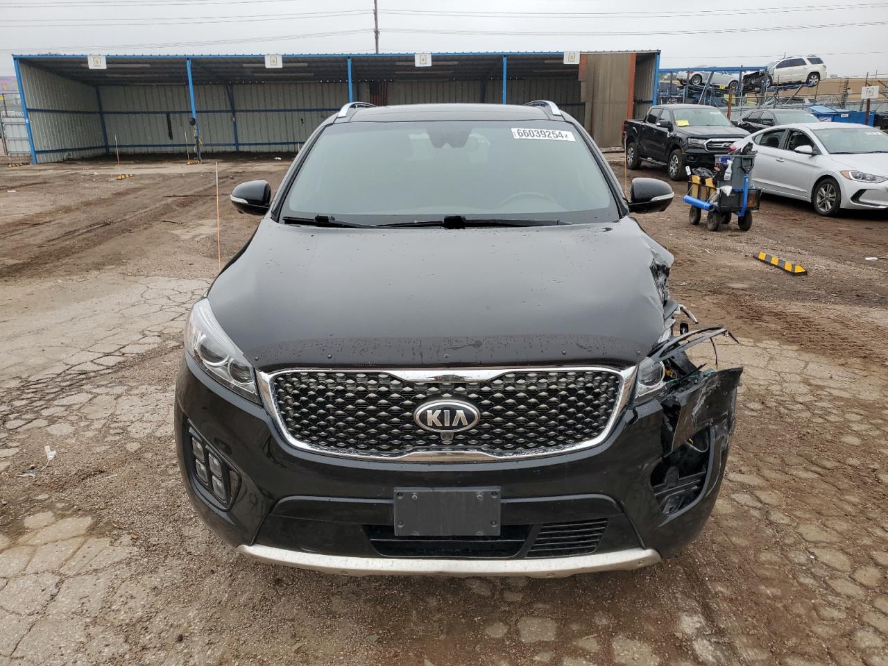 2017 Kia Sorento - Image 5