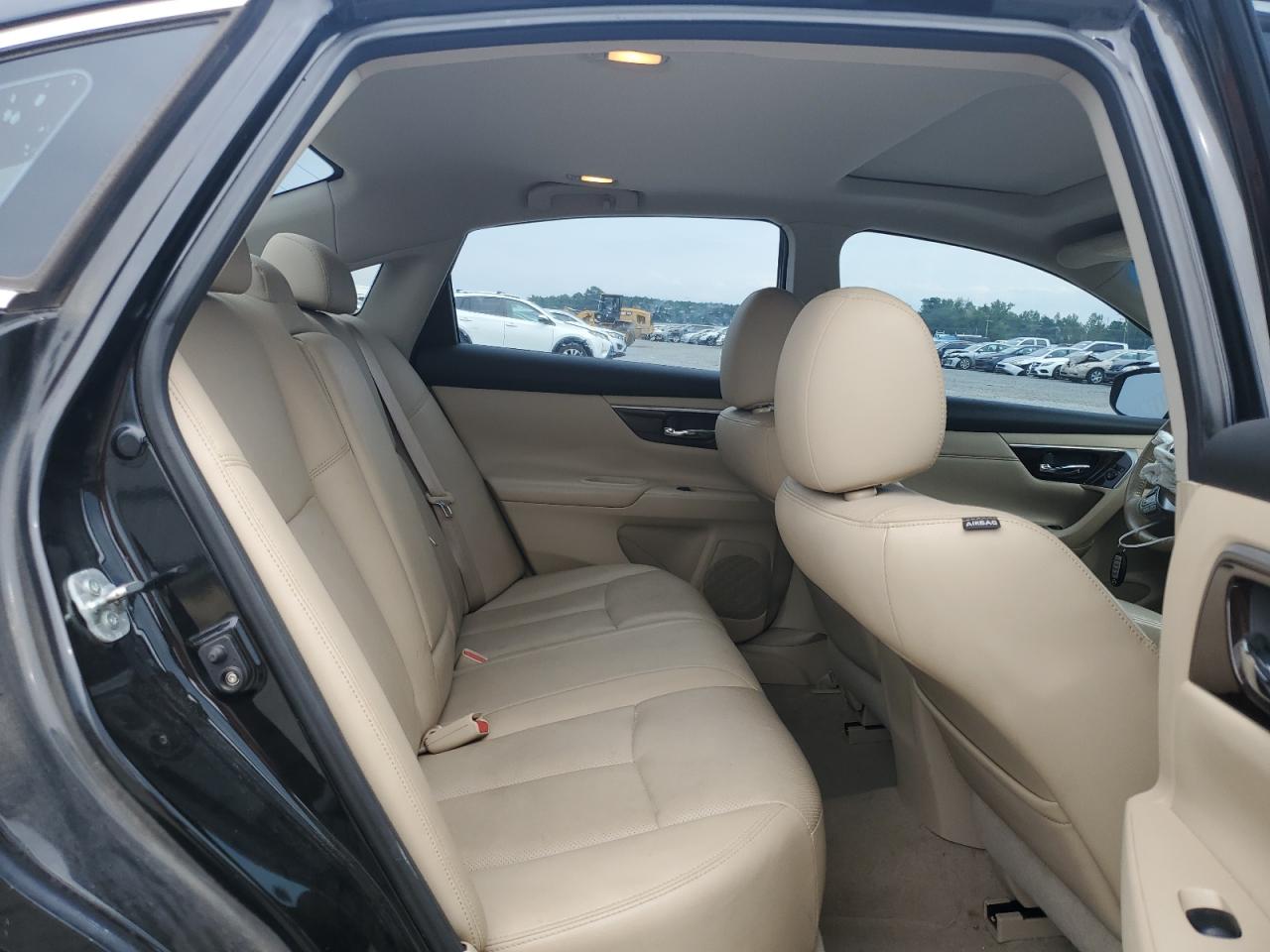2014 Nissan Altima - Image 10