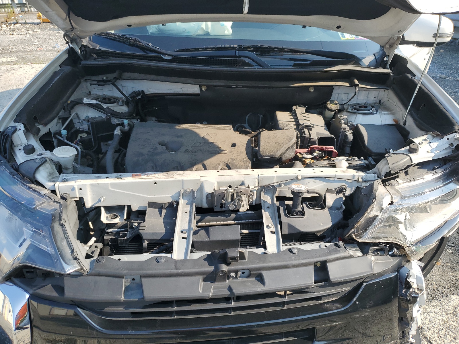 JA4AZ3A35HZ058210 2017 Mitsubishi Outlander Se