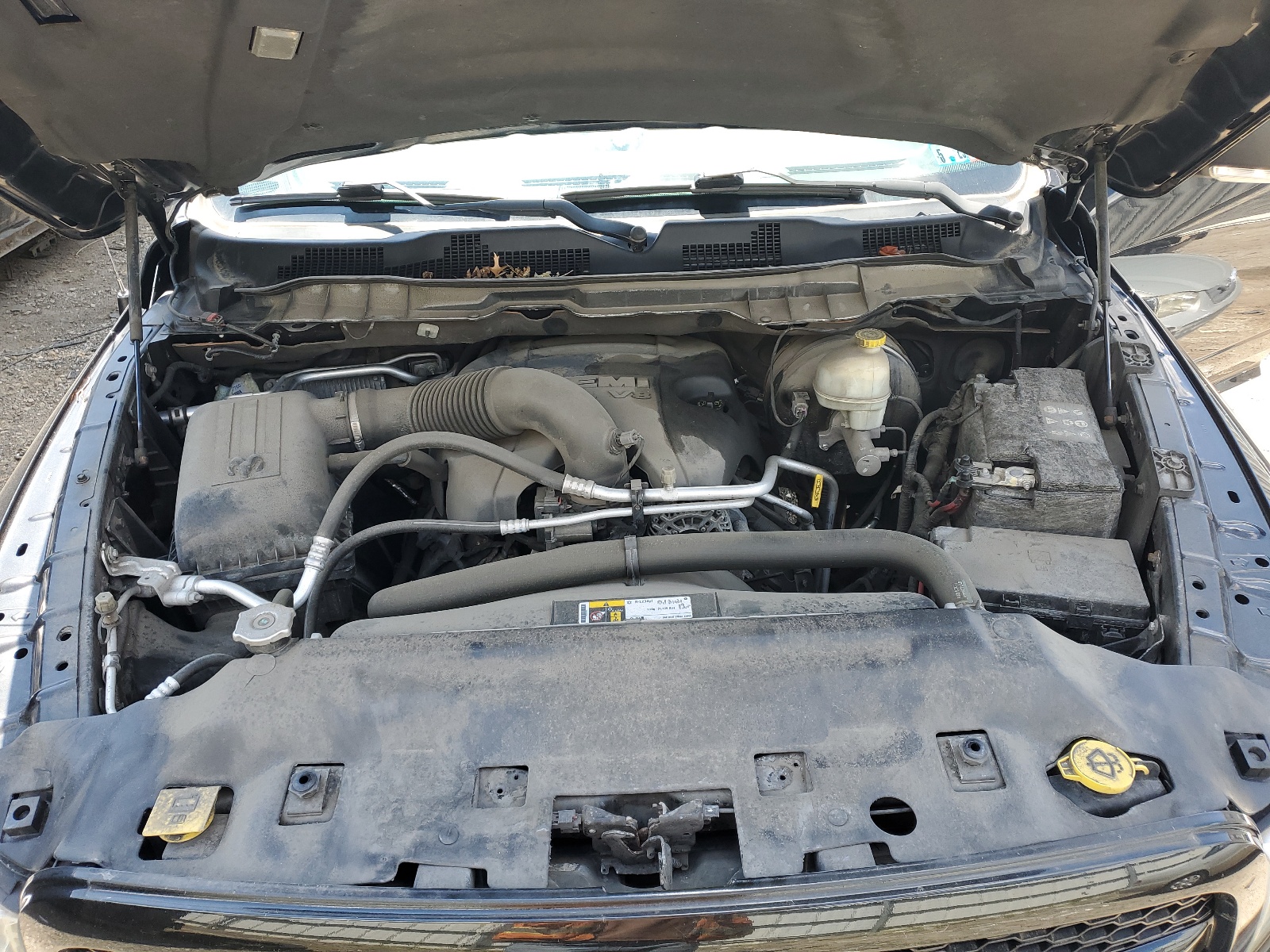 1C6RR7LT6FS626894 2015 Ram 1500 Slt