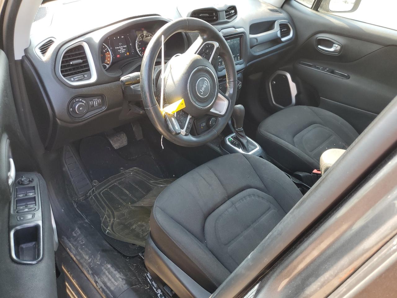 ZACNJBBB6KPJ93777 2019 Jeep Renegade Latitude