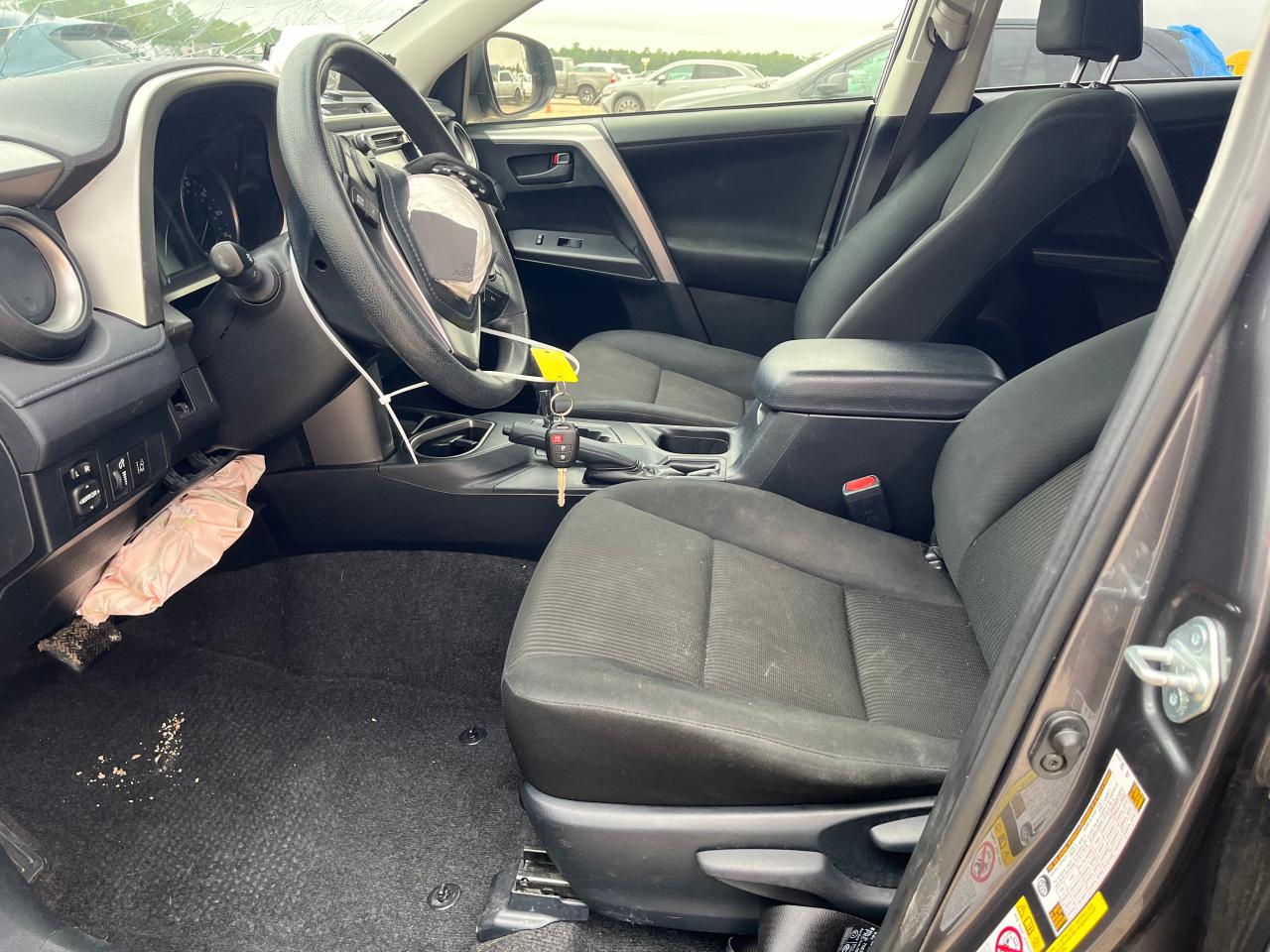 2017 Toyota Rav4 Le VIN: JTMZFREV8HJ701647 Lot: 69880564