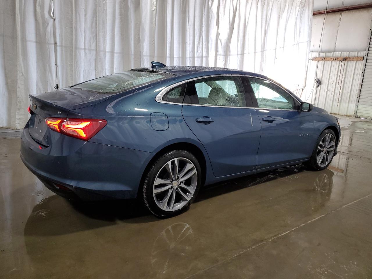 2024 Chevrolet Malibu - Image 3