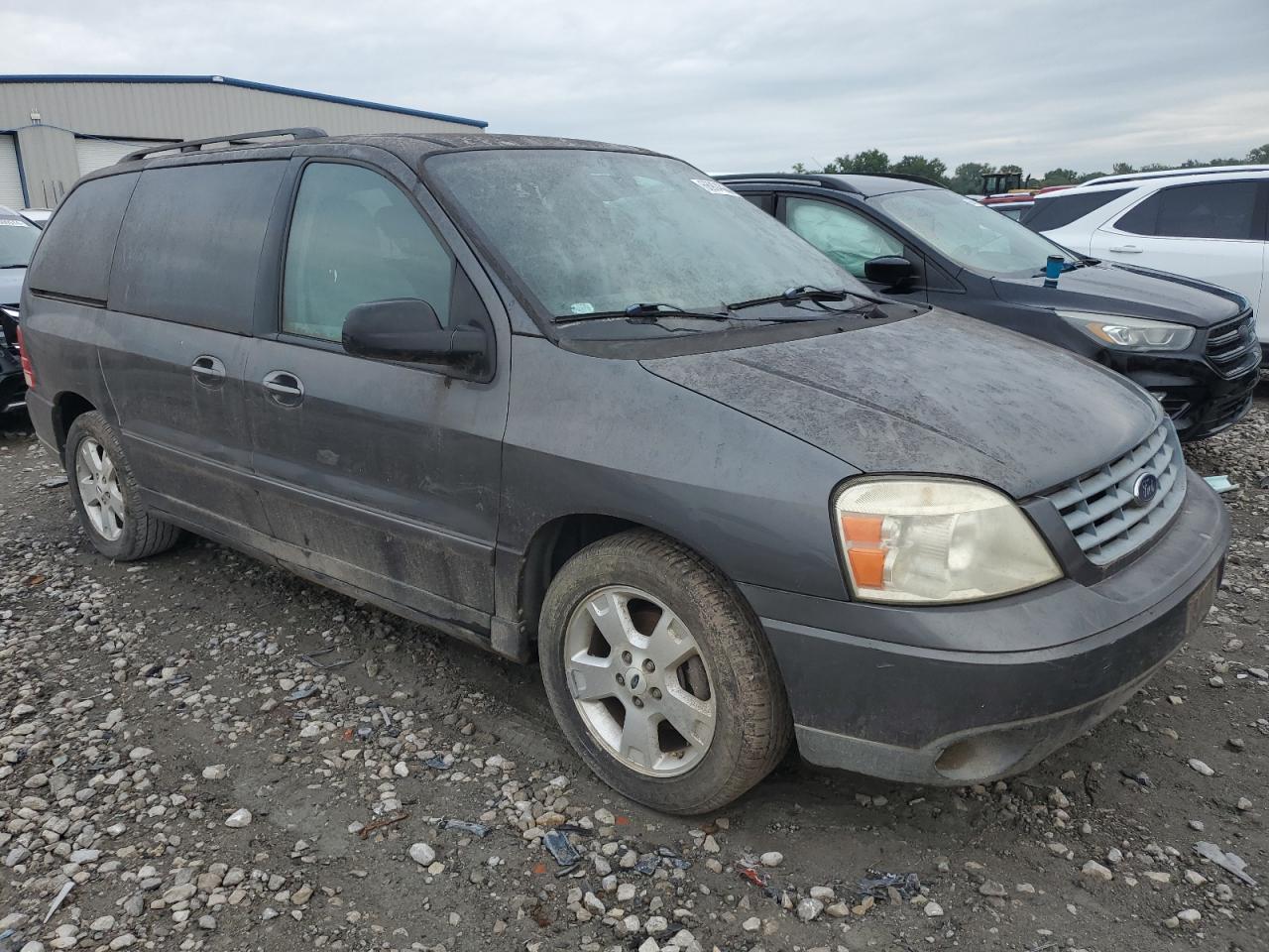 2FMZA57695BA12516 2005 Ford Freestar Ses