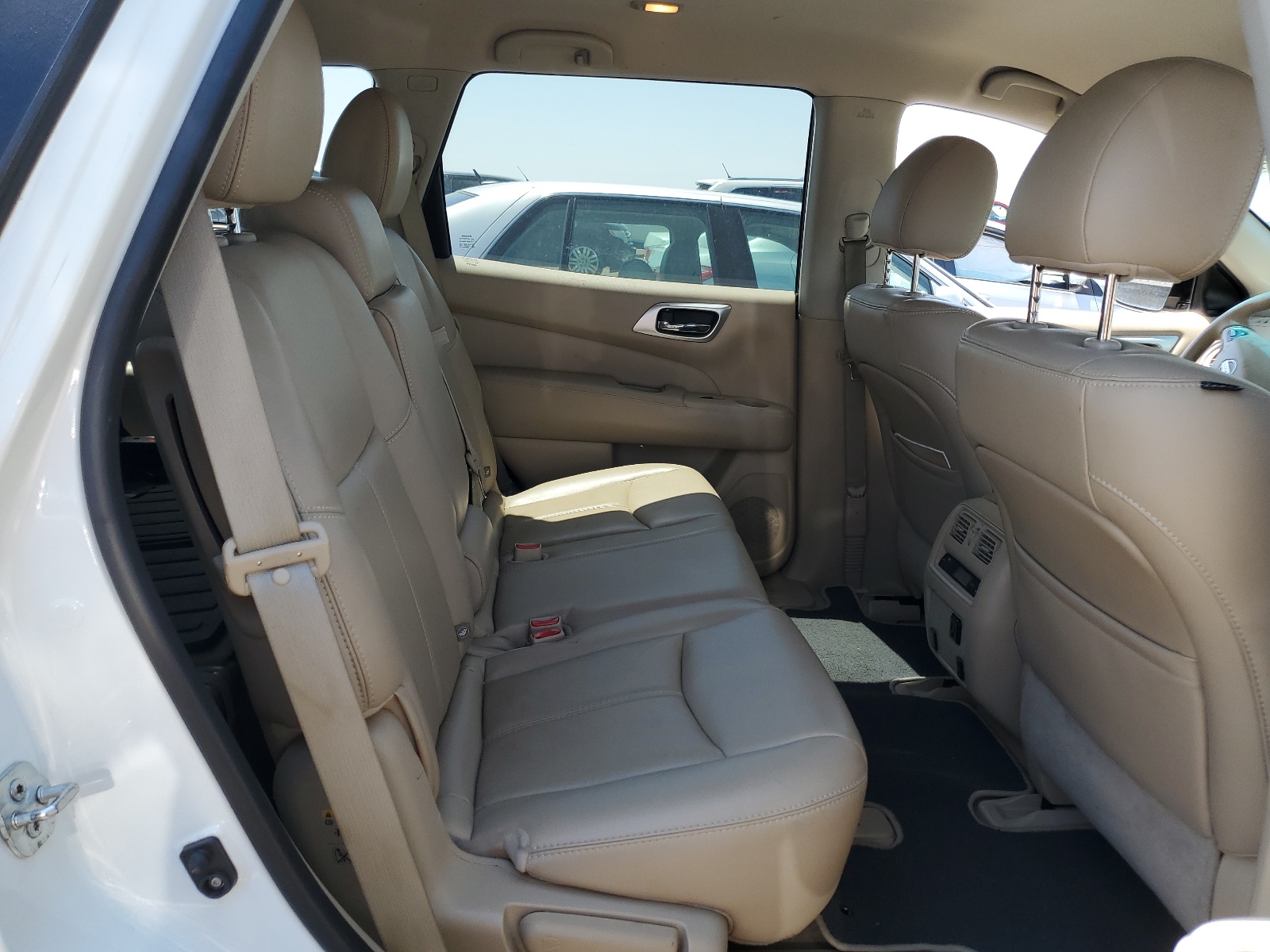 5N1AR2MN9FC622899 2015 Nissan Pathfinder S