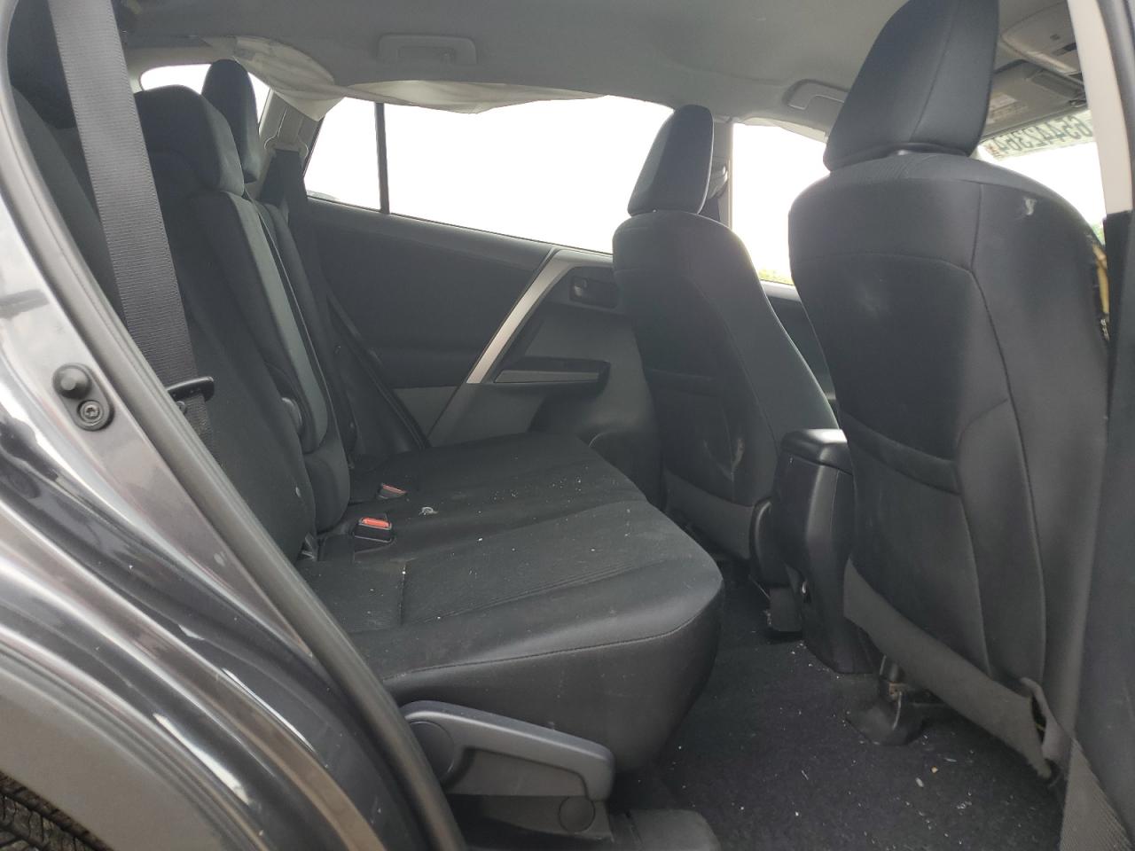 2017 Toyota Rav4 Le VIN: 2T3BFREV3HW684372 Lot: 65442364