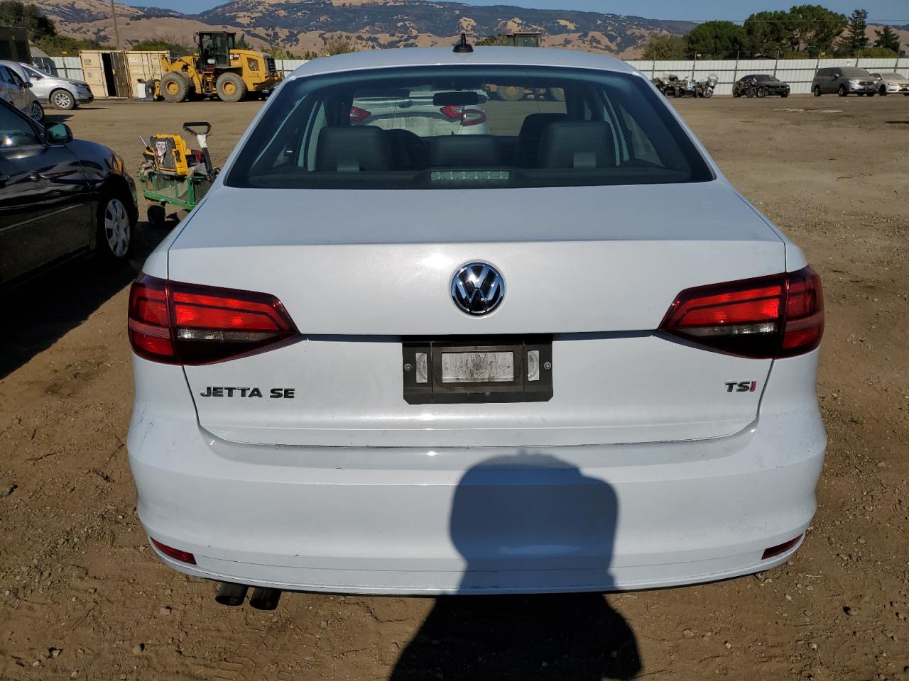 3VWDB7AJ2JM244854 2018 Volkswagen Jetta Se