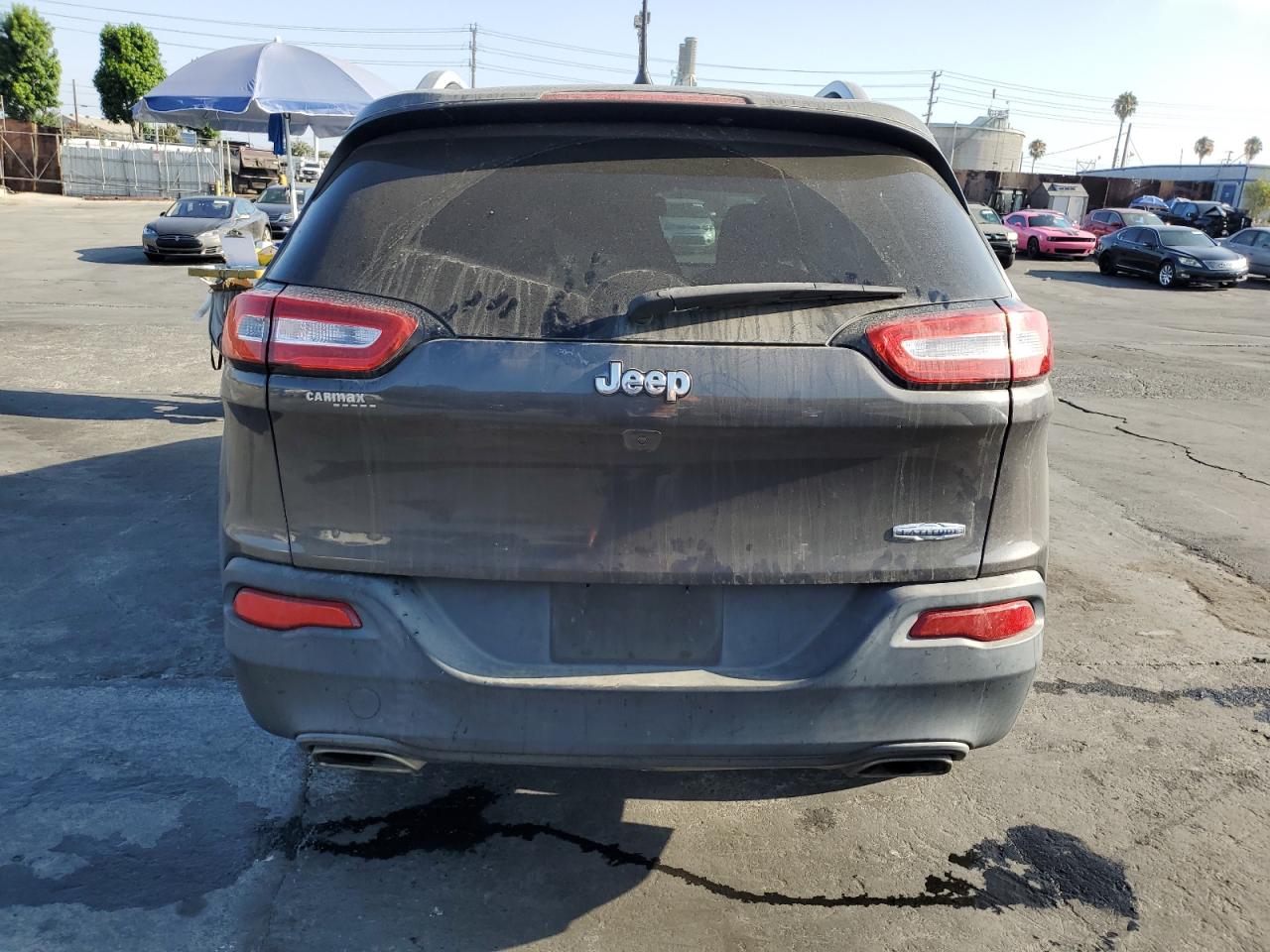 2016 Jeep Cherokee Latitude VIN: 1C4PJLCSXGW324431 Lot: 66613524