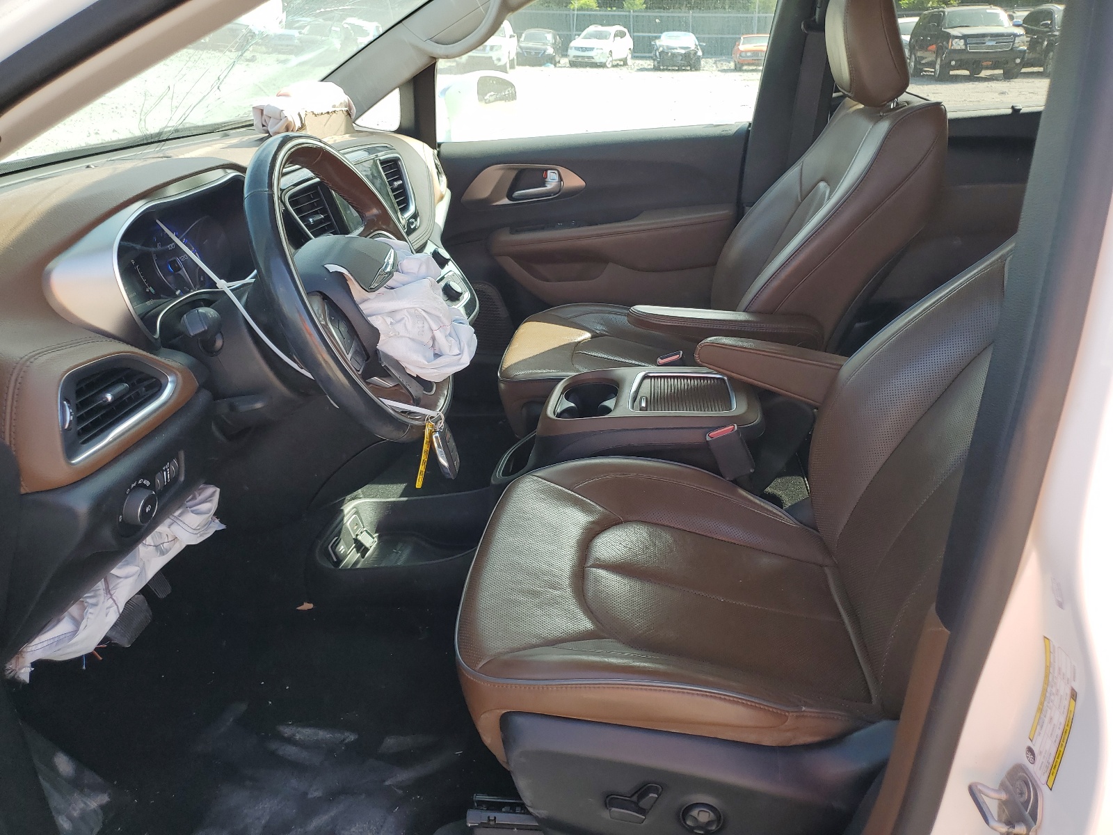 2C4RC1GG0KR532221 2019 Chrysler Pacifica Limited