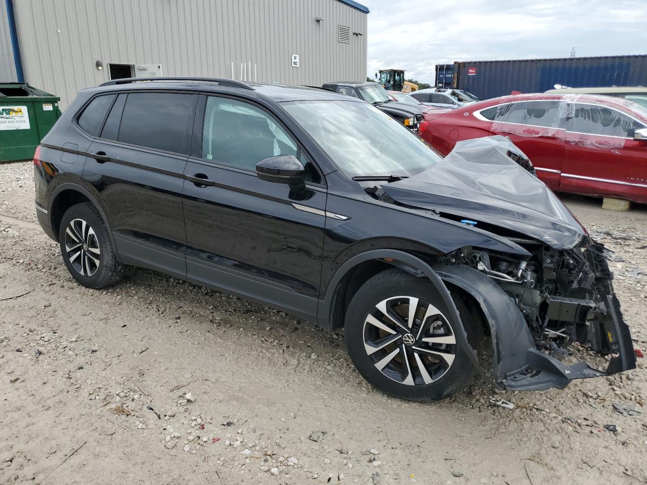 3VVFB7AX3PM010359 Volkswagen Tiguan S 4