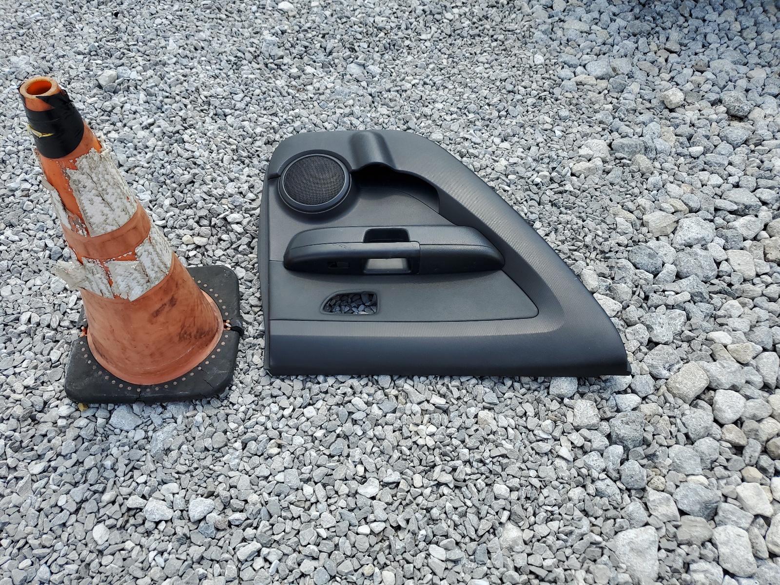 KNDJT2A21B7328139 2011 Kia Soul +