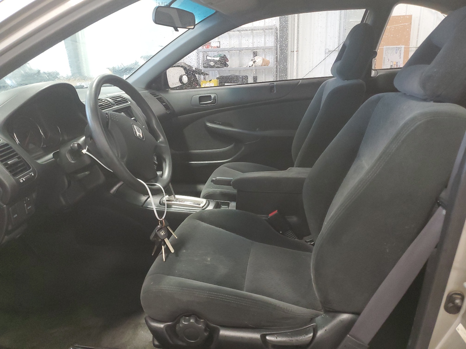 1HGEM22574L800945 2004 Honda Civic Lx