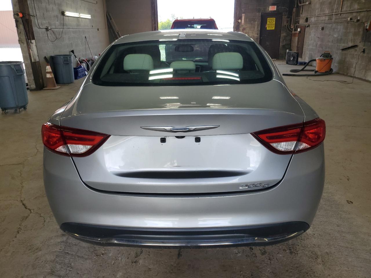 1C3CCCCB8FN524998 2015 Chrysler 200 C