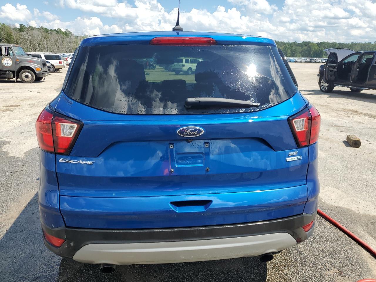 1FMCU9GD2KUA12091 2019 Ford Escape Se