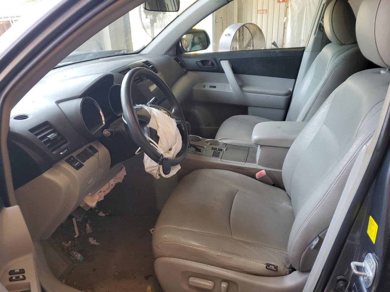 2010 Toyota Highlander - Image 7