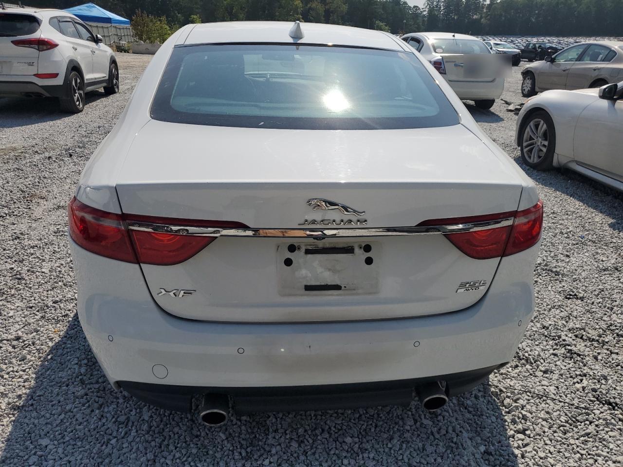 2017 Jaguar Xf Premium VIN: SAJBJ4BVXHCY40112 Lot: 65764204