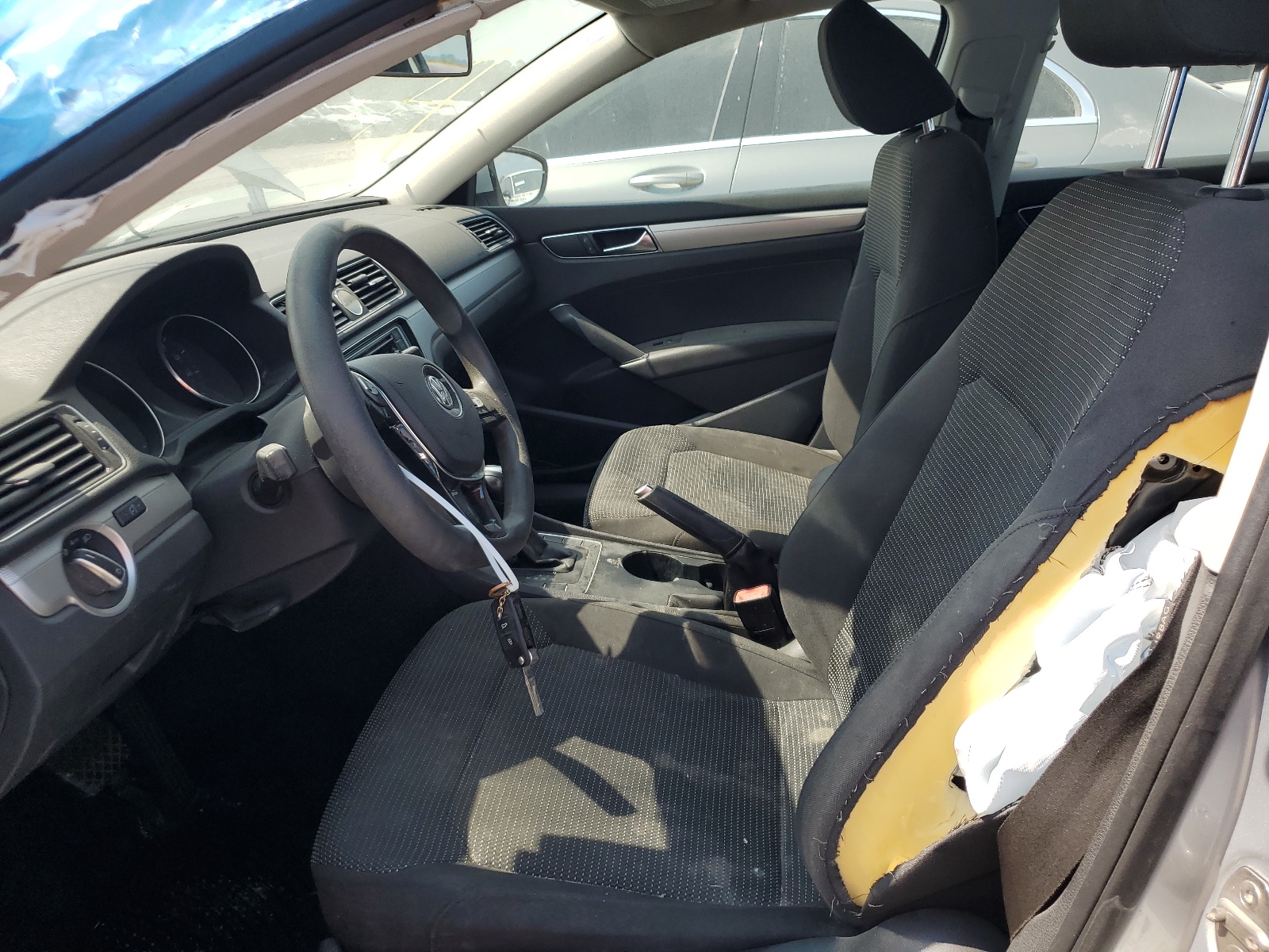 1VWAT7A30HC059067 2017 Volkswagen Passat S