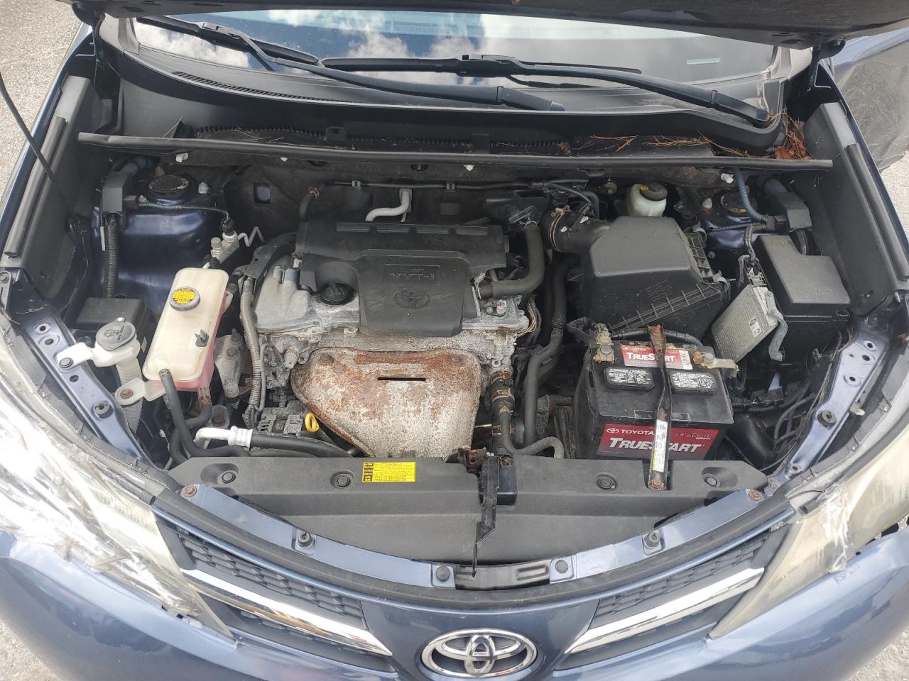 2013 Toyota RAV 4 - Image 12