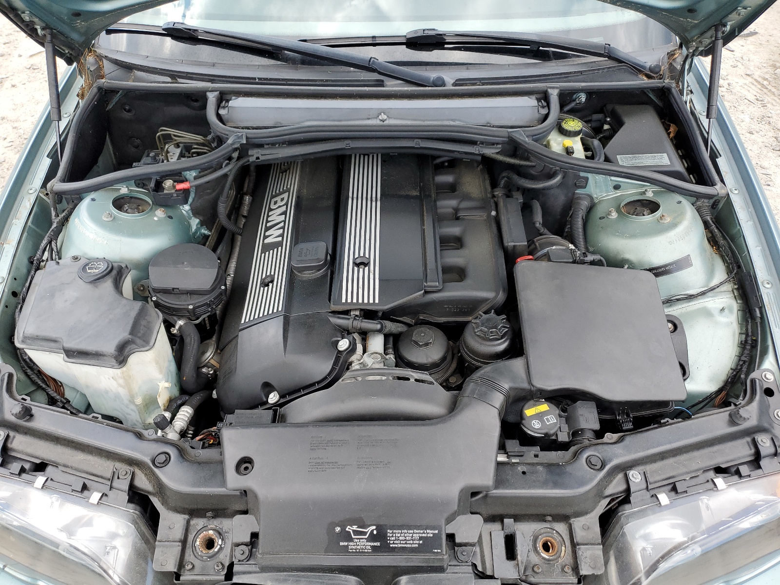 WBAEW53404PN34867 2004 BMW 330 Xi