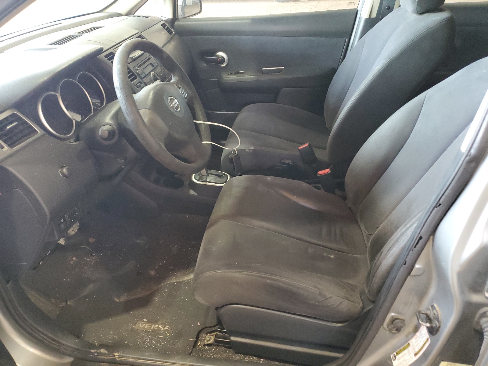 3N1BC13E78L458455 2008 Nissan Versa S