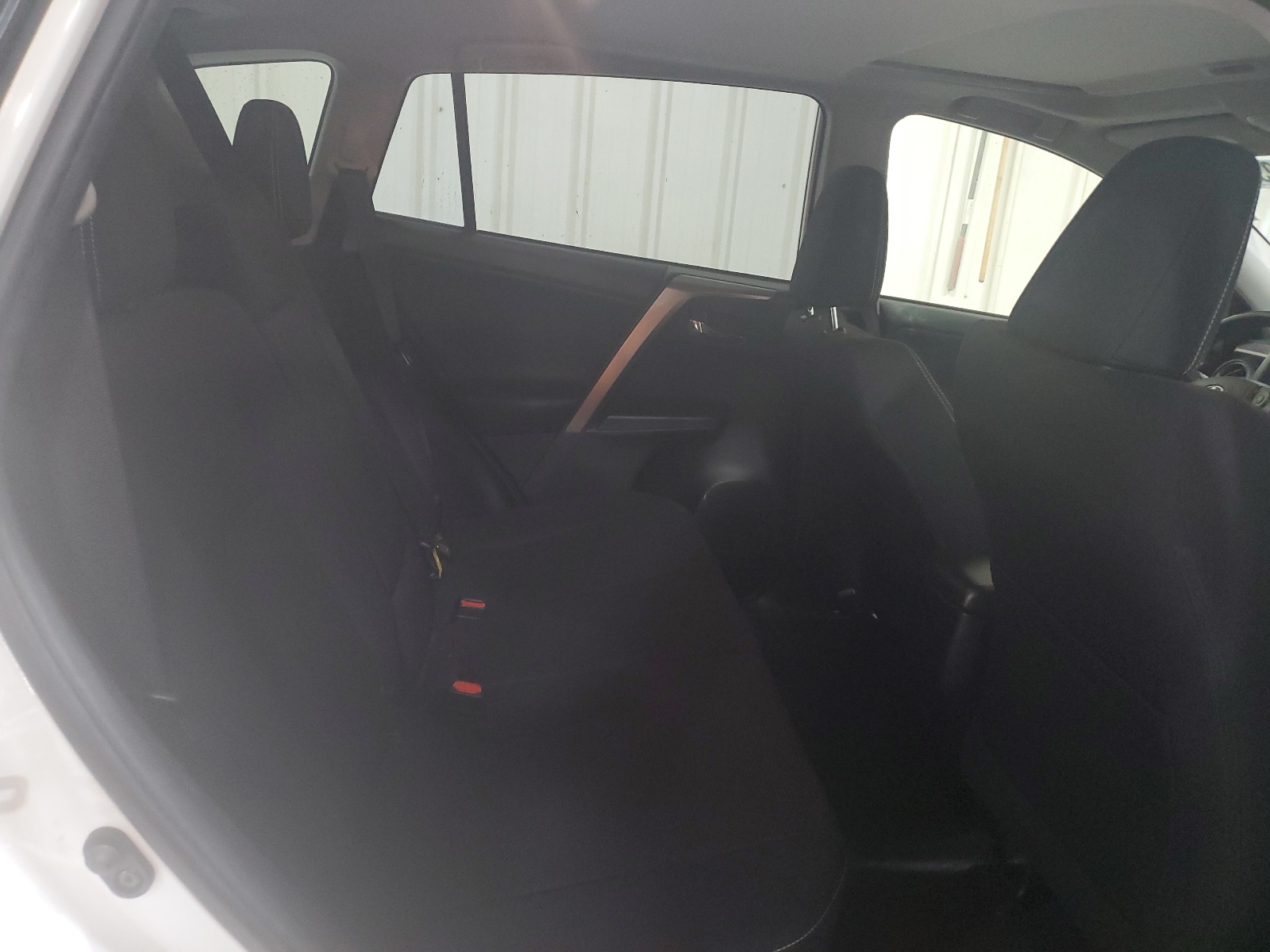 JTMRFREV5HJ153476 2017 Toyota Rav4 Xle