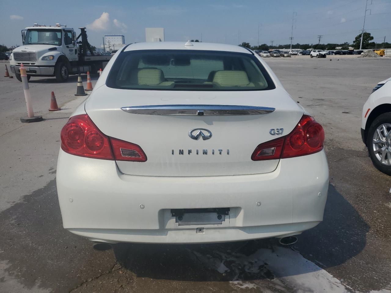 2013 Infiniti G37 Base VIN: JN1CV6AP1DM717392 Lot: 67151584