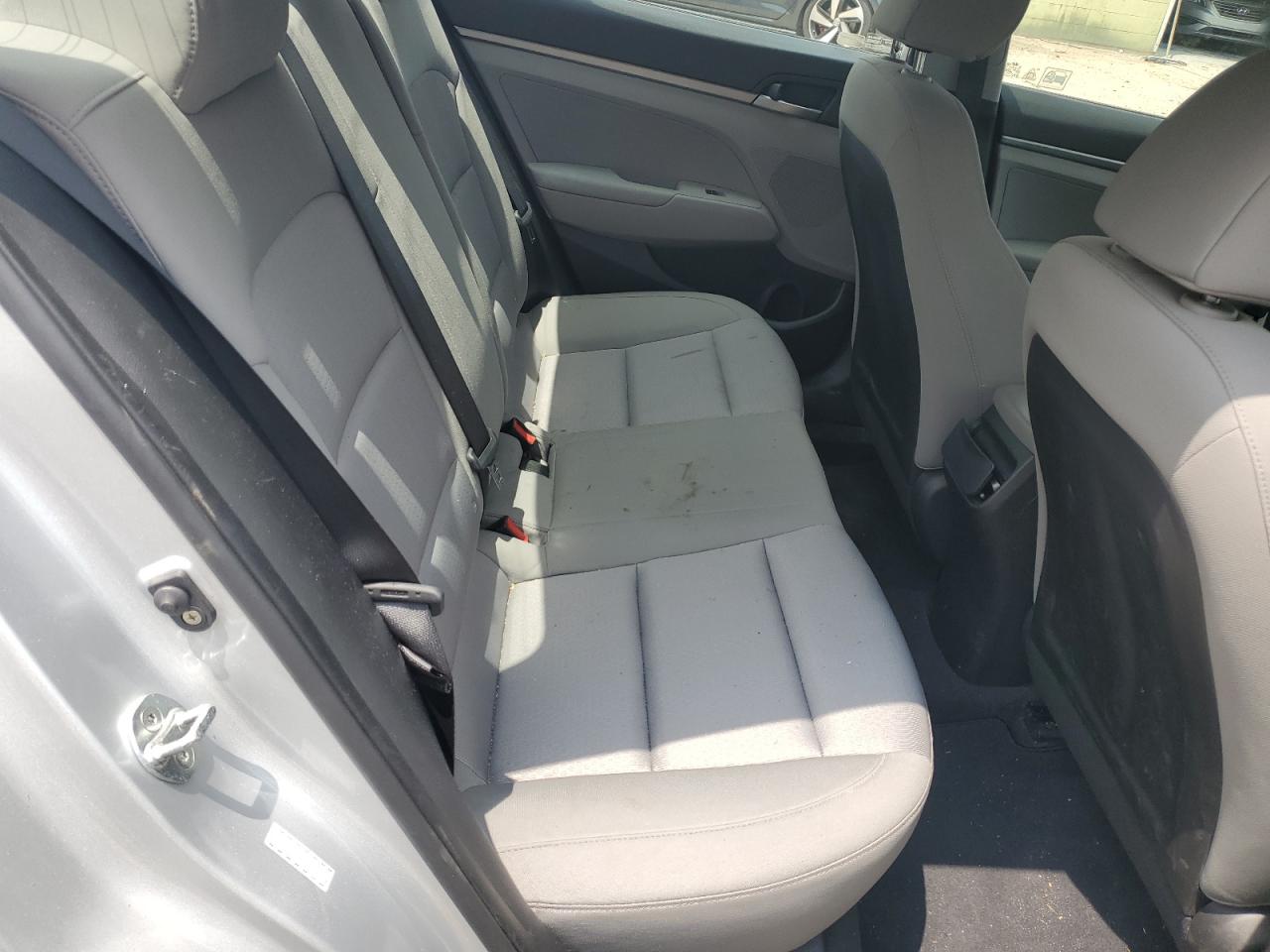 2017 Hyundai Elantra Se VIN: KMHD74LF9HU307400 Lot: 66012414