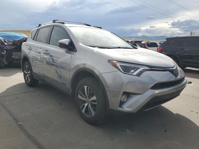  TOYOTA RAV4 2018 Srebrny